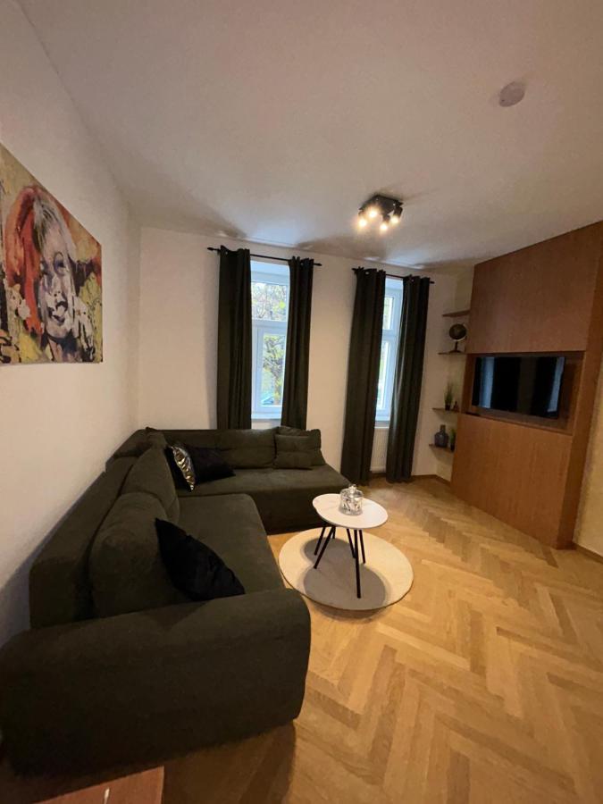 Deluxe Apartment Favoriten فيينا المظهر الخارجي الصورة